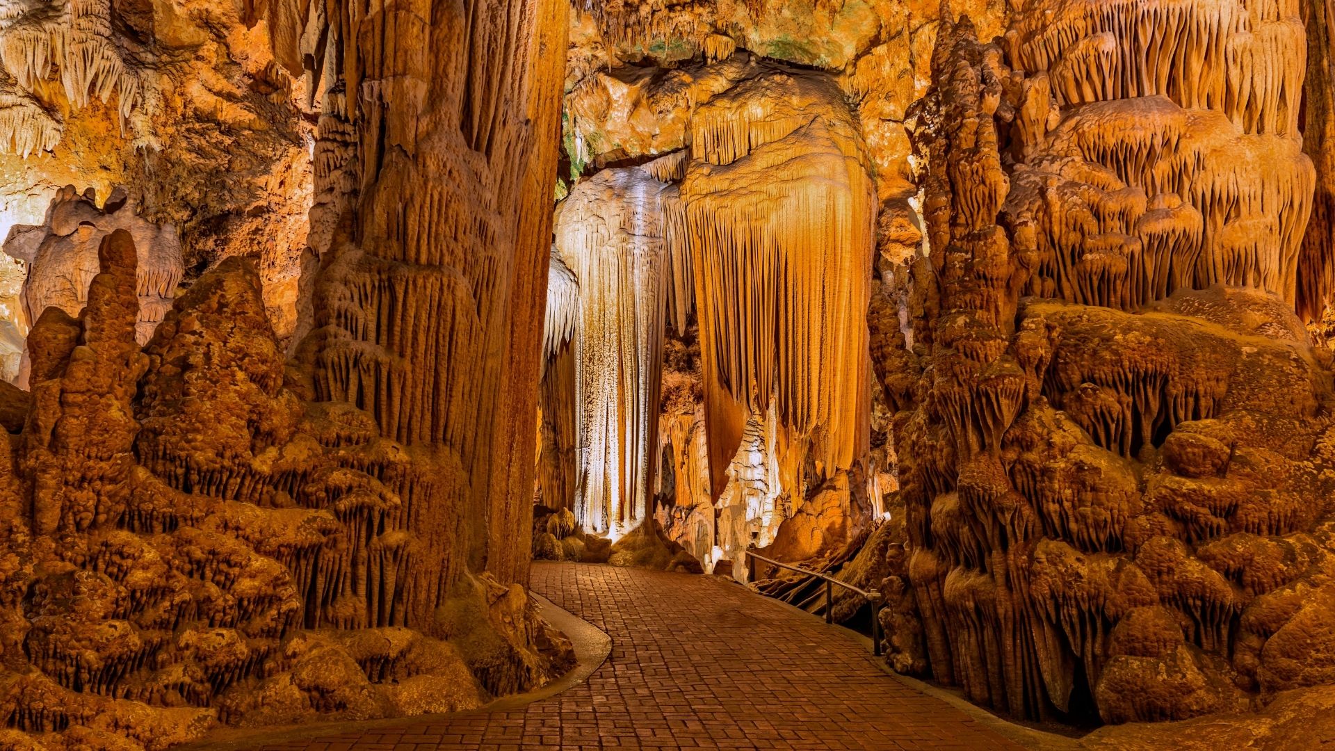 Damlataş Cave Stalactites